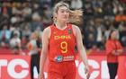 國際籃聯(lián)，中國女籃戰(zhàn)亞洲第三，李夢離場顯神秘之舉。